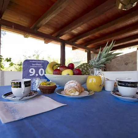 Palmas Bed & Breakfast